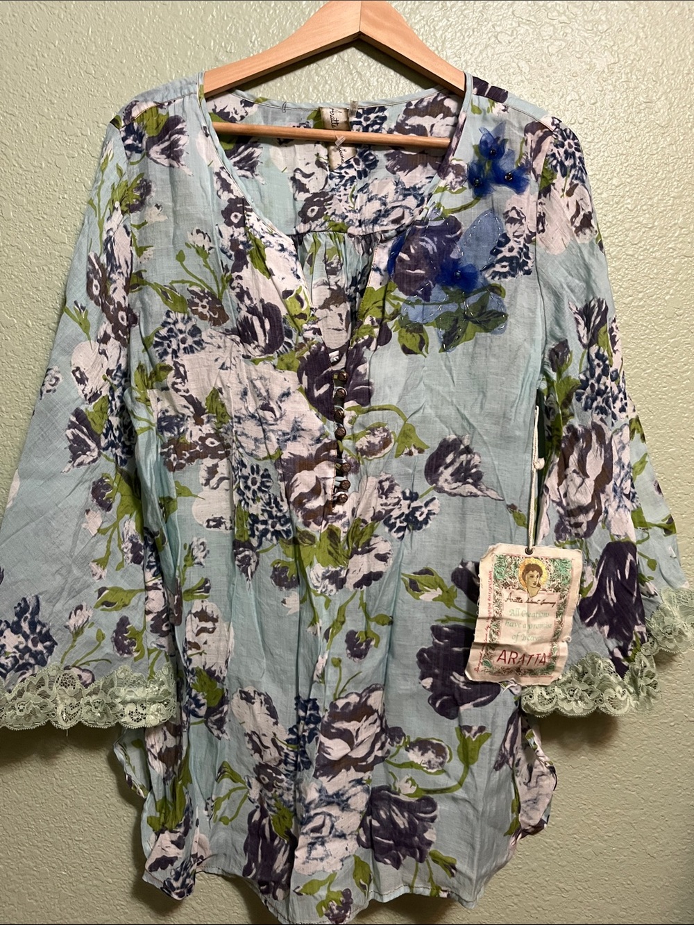 Floral Lightweight V-Neck Blouse in Light Blue